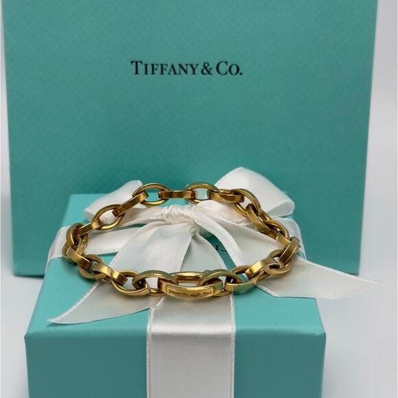 Tiffany & Co. Link Chain Bracelet in 18k Gold 750 Italy Vintage W/Pouch & Box - Picture 11 of 12